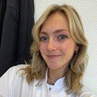 900+ 'Anker' profiles