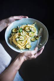 pasta con zucchine · Frames of sugar - Fotogrammi di zucchero