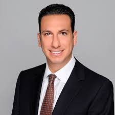 Fernando Cantens's Instagram, Twitter & Facebook