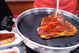 Bagian yang terbaik untuk kematangan rare adalah lean cuts seperti sirloin atau tenderloin. Mari Pahami Jenis Steak Dan Cara Memasaknya Halaman All Kompas Com