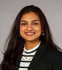 Kaitlin Gee's Instagram, Twitter & Facebook