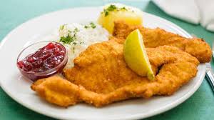 So Bereiten Profis Ein Wiener Schnitzel Zu Wiener Schnitzel Rezept Wiener Schnitzel Schnitzel