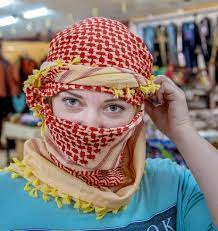 What To Wear In Israel Avoid Wearing A Keffiyeh To Cover Your Head Or Face In Jewish Areas Israel Israel Travel Jerusalem Israel