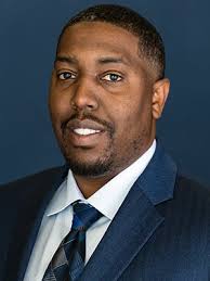 Paul Mills Basketball Camps