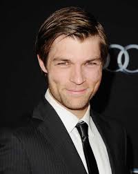 PHOTOS: 'Ender's Game' Premiere With Hailee Steinfeld, Asa Butterfield