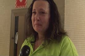 Elisha Henson's Instagram, Twitter & Facebook