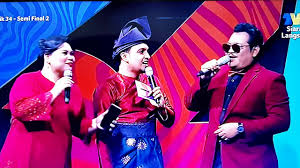 Pejam celik, tahun 2019 berbaki beberapa minggu sahaja lagi. Telatah Fairuz Misran Di Muzik Muzik Separuh Akhir 2019 Youtube