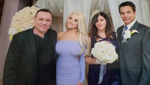 Courtney stodden net worth are calculated by comparing courtney stodden's influence on google, wikipedia, youtube, twitter, instagram courtney stodden's net worth. Courtney Stodden Knows Exactly What Happened