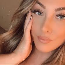 Alicia Wideman's Instagram, Twitter & Facebook