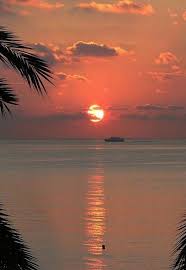 Iphone wallpaper tumblr aesthetic aesthetic pastel wallpaper aesthetic backgrounds aesthetic wallpapers bedroom wall collage photo wall collage picture wall photo rose pink photo. Pinterest 3 Izzypett Sky Aesthetic Pretty Sky Sunset Wallpaper