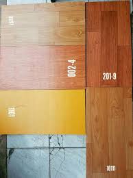 Apakah anda sedang mencari tikar karpet yang berkualitas bagus dan nyaman? Jual Karpet Vinyl Motif Kayu Murah Terlaris Di Lapak Sales Vinyl Stepnosing Bukalapak