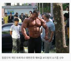 국내에선 백종원 더본코리아 대표와 정용진 신세계 부회장이 만든 '못난이 감자' 인기가 대표적이다. ì •ìš©ì§„ ë–¡ëŒ€ í° ì´ìœ  ì§±ê³µìœ  ì—½ê¸°ìœ ë¨¸
