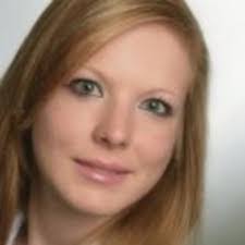 Dana Hein's Instagram, Twitter & Facebook