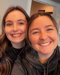 💅🎉 It's always a party when Madelyn walks through the door — and this  visit was extra sweet (literally)! 🍩✨ Our favorite nail artist to the  stars (aka most of our team