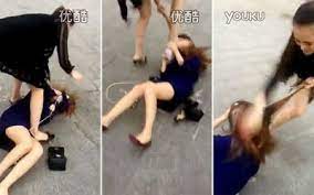 이재용 삼성전자 부회장 광복절 가석방.13일 나온다 중앙일보. ë‚¨íŽ¸ ìƒê°„ë…€ ë³¸ ì¡°ê°•ì§€ì²˜ ë¨¸ë¦¬ì±„ ìž¡ê³  íŒ¨ëŒ€ê¸° ì‚´ë²Œ