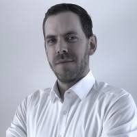 200+ perfiles de «Ruehl»