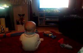 Baby Laughs Hysterically As Dog Pops Bubbles Videos Metatube
