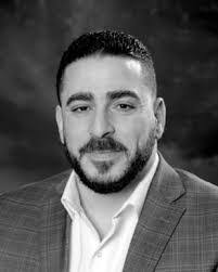 Omar Hassan's Instagram, Twitter & Facebook