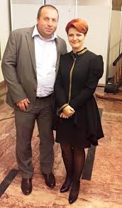 Acuzațiile de plagiat au apărut pentru prima dată în anul 2013, când primarul craiovei. Lia Olguta Vasilescu Ziarexclusiv