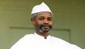ورئيس تشاد السابق حسين حبري المعتقل منذ 30 يونيو 2013 في السنغال حيث لجأ في ديسمبر 1990 بعدما أطاح به الرئيس التشادي الحالي إدريس ديبي. ØªÙˆØ¬ÙŠÙ‡ ØªÙ‡Ù…Ø©Ø§Ø±ØªÙƒØ§Ø¨ Ø¬Ø±Ø§Ø¦Ù… Ø§Ù„Ù‰ Ø§Ù„Ø±Ø¦ÙŠØ³ Ø§Ù„ØªØ´Ø§Ø¯ÙŠ Ø§Ù„Ø³Ø§Ø¨Ù‚ Ù‚Ù†Ø§Ø© Ø§Ù„Ø¹Ø§Ù„Ù… Ø§Ù„Ø§Ø®Ø¨Ø§Ø±ÙŠØ©