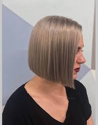Popular Women S Short Hairstyles 2021 Straight Bob Haircut Bob Frisur Abgehackte Bob Frisuren Abgehackte Bobs
