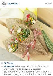 Berikut cara membuat bungaterompat dari sedotan Bunga Rampai Burlap Wedding Centerpieces Mason Jars Diy Wedding Inspiration Indian Wedding Gifts