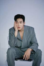 20일 안보현은 자신의 유튜브 채널 '브라보현' 커뮤니티를 통해 채널과 관련해 좋지 않은 소식으로 많은 분들을 불편하게 해드려 죄송하다고 사과했다. Dbq 8xoncamgym