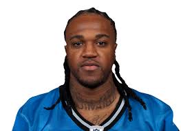 Jonathan Wade's Instagram, Twitter & Facebook