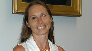 Principal Dawn Hochsprung a '5-foot-2-inch Raging Bull' Lifesaver