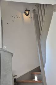 Escalier Peint Blanc Et Gris Source Page Blanche N 11 Idees Escalier Escalier Peint Deco Escalier