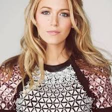 Caroline Lively (@carolinewoodsen)