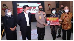 Jun 16, 2021 · komisi x setujui anggaran kemenpora rp1,9 triliun untuk 2022 rabu, 16 juni 2021 01:42 wib menpora zainudin amali (kedua kanan) mengikuti rapat kerja dengan komisi x dpr di kompleks parlemen, senayan, jakarta, selasa (15/6/2021). Uang Hibah Bantuan Penanggulangan Covid 19 Rp 2 Triliun Hanya Dusta Anak Akidi Tio Diciduk Tribunnewswiki Com Mobile