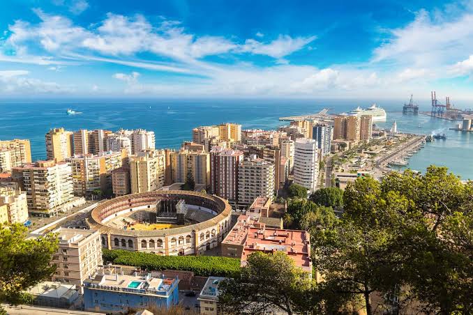 10 razones para vivir en Málaga en 2026 - GILMAR
