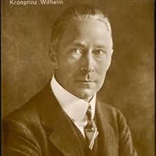 Hector King's Instagram, Twitter & Facebook