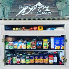 Mother of two jessica mcclard started a movement in her arkansas hometown that is now feeding both little free pantries making a big difference for those in need. Little Free Pantry Of Boone Home Facebook
