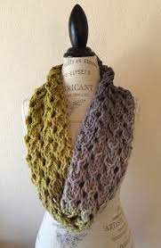 There are a ton of factors to consider when attempting to sort out which specialty utilizes more yarn, weaving, or crochet. Bulky Lace Cowl Free Knitting Pattern Blog Nobleknits