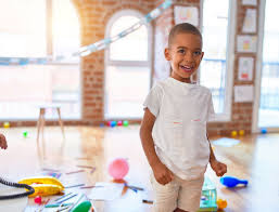 With their seemingly endless energy and enthusiasm, it can be difficult to keep kindergarteners occupied. 1000 Engaging Kindergarten Activities For Learning Play Kids Activities