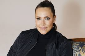 Esther sedlaczek wechselt im sommer von sky zur ard. Esther Sedlaczek Die Moderatorin Ist Zum Ersten Mal Mama Geworden Gala De