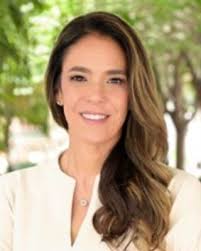 Ivy Campos's Instagram, Twitter & Facebook