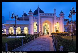 Resto ini buka mulai jam 10 malam. Masjid Kapitan Keling At Twilight George Town Penang Malaysia Color Beautiful Mosques Mosque Malaysia