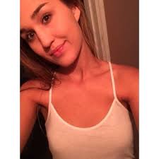 Taylor Munson (@ayyytmuntz)