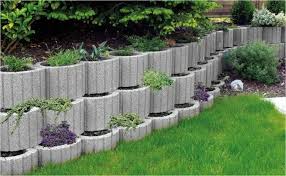 Pflanzsteine Setzen Anleitung Fur Ihre Individualisierte Gartengestaltung Garten Garten Landschaftsbau Pflanzen