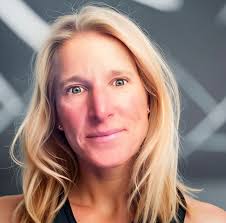 Fast Talk Femmes: Fueling for Performance—with Dr. Dana Lis