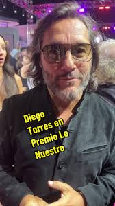 Diego Torres se prepara así para #PremioLoNuestro ✨
