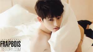 Song joong ki and lee kwang soo showed their loyalty to singer kim jong gook. Eye Candy 8 Sexiest Photos Of Song Joong Ki Daily K Pop News