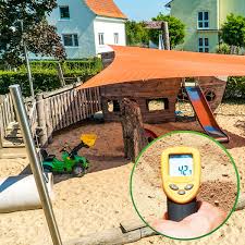 Sie macht nicht nur gute laune, sondern spendet lebenswichtiges licht und wärme. Sonnenschutz Im Kindergarten Temperaturvergleich Im Schatten In Der Sonne Pina