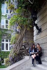 Robert College | Rich and Balanced Curriculum