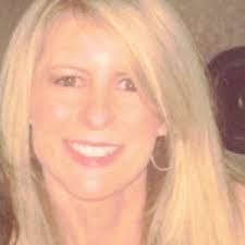 Debra Baggett's Instagram, Twitter & Facebook