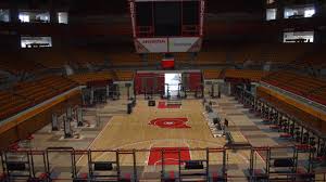 The arena includes about 80 gaming computers, consoles and virtual reality systems. Why Ohio State Is Staging Basketball Games At The Covelli Center This Season Nbc4 Wcmh Tv