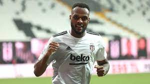 Cyle christopher larin (born april 17, 1995) is a canadian professional soccer player who plays as a forward for turkish club beşiktaş and the canada national team. Larin Sergen Yalcin Ile Kendini Buldu Son Dakika Haberleri